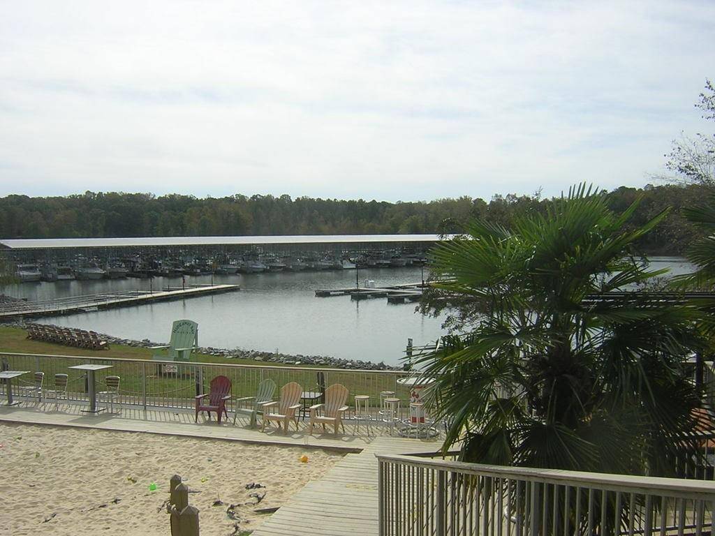 Flowery Branch, GA 30542,6616 SPLASHWATER DR