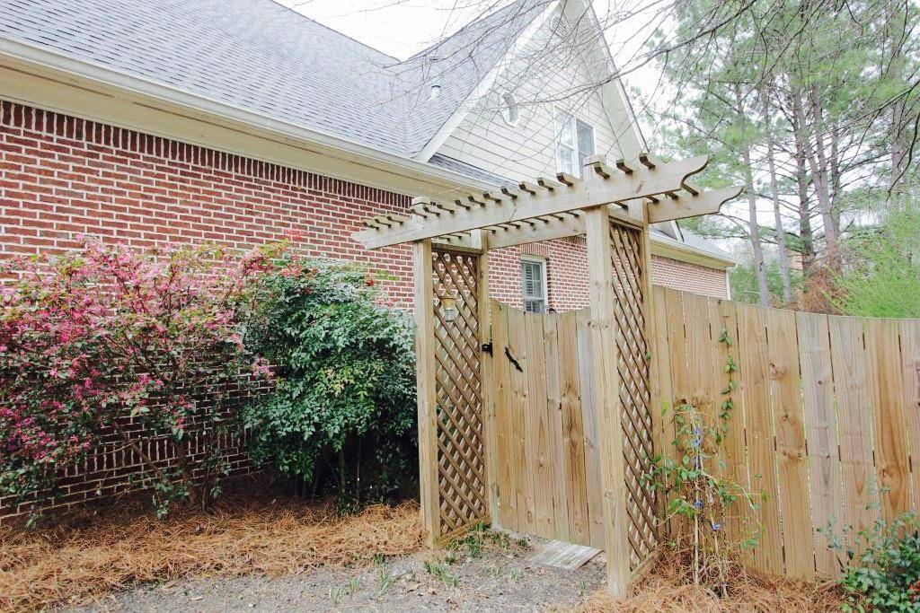 Tucker, GA 30084,2834 Livsey Woods DR