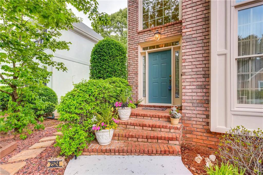 Tucker, GA 30084,2524 Summeroak DR