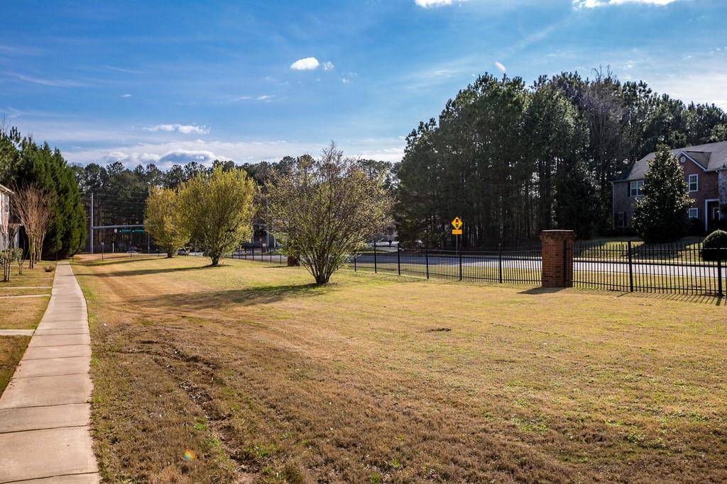 Riverdale, GA 30274,8652 THOMAS RD