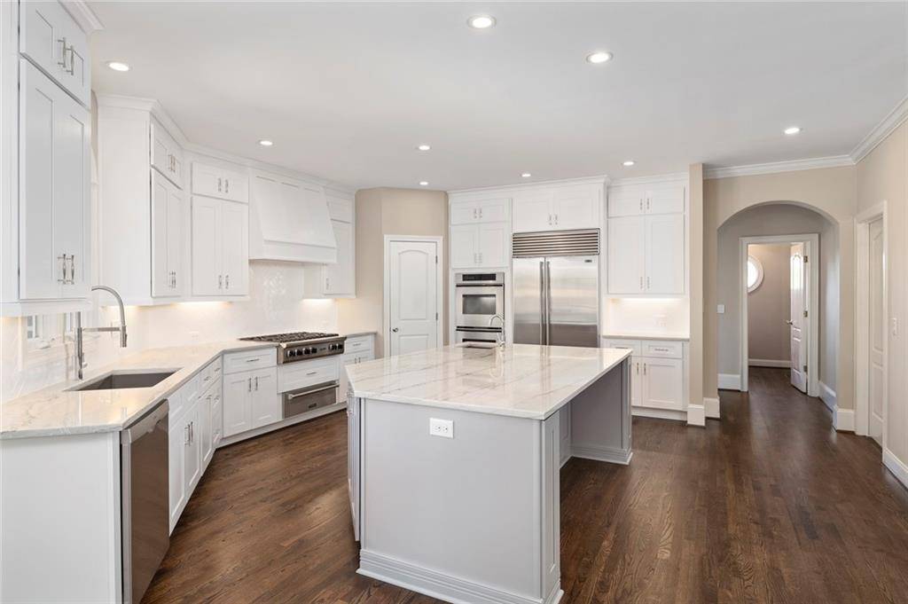 Alpharetta, GA 30005,1105 Bay Pointe XING