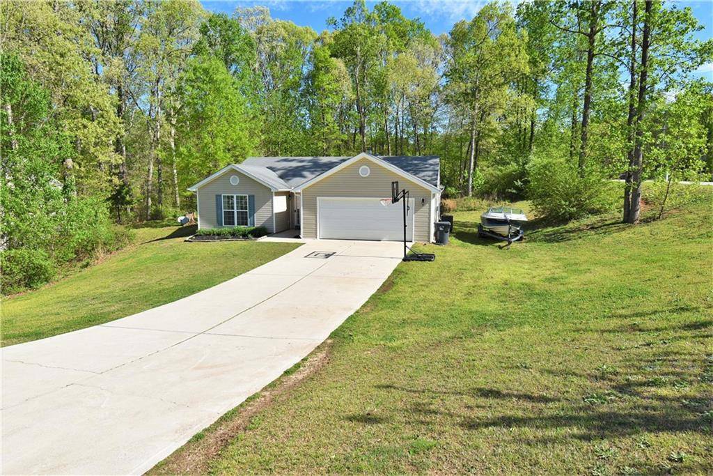 Lula, GA 30554,5204 Misty Meadow DR