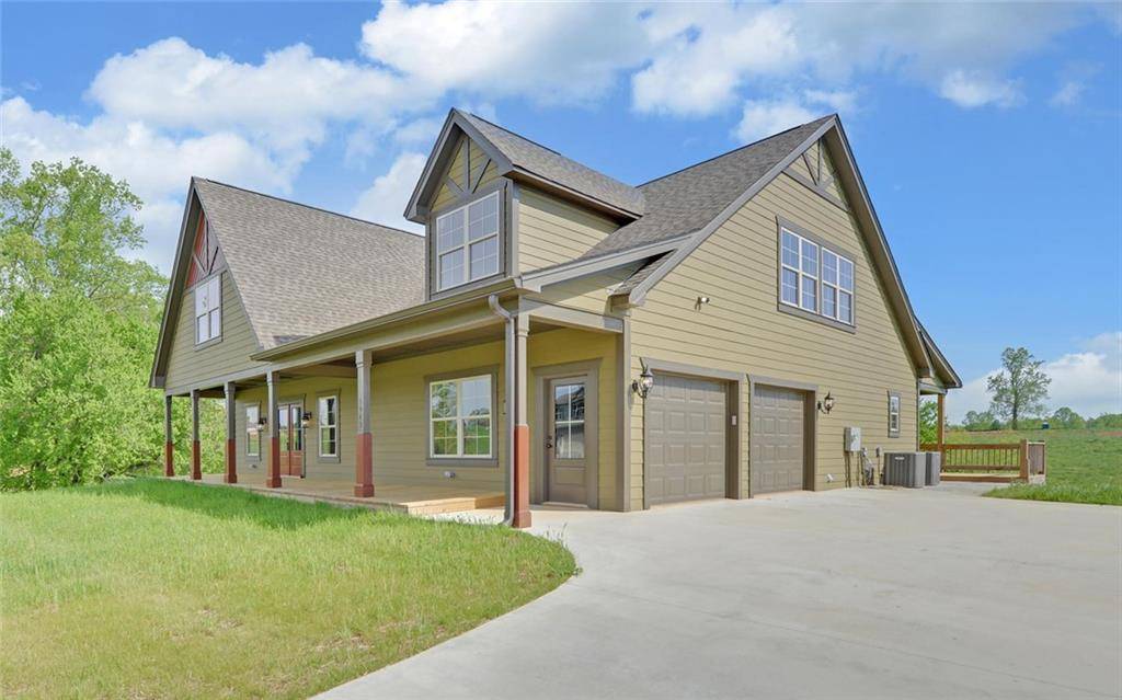 Clermont, GA 30527,5943 Bent Tree WAY