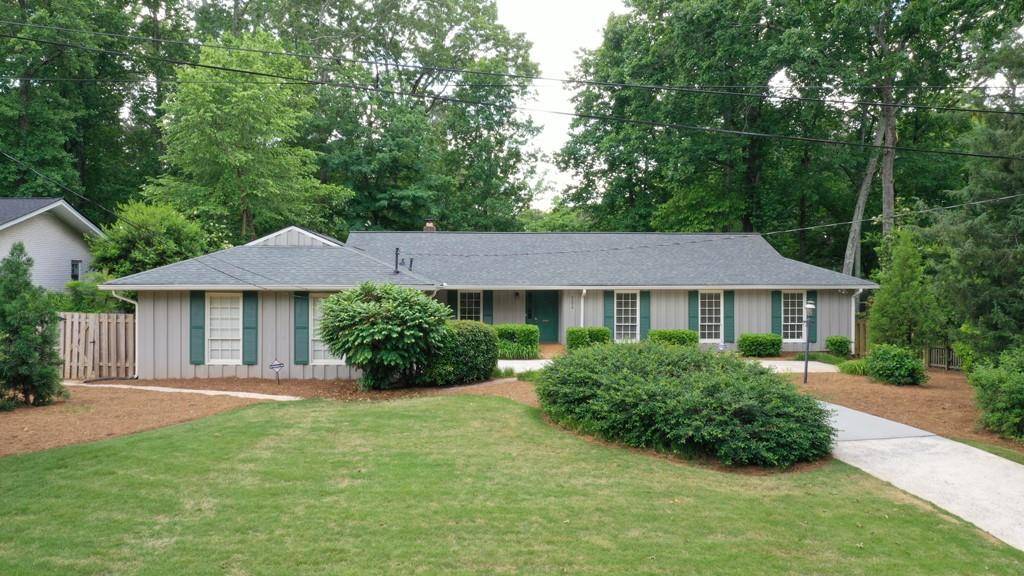 Dunwoody, GA 30338,2293 Kings Point DR