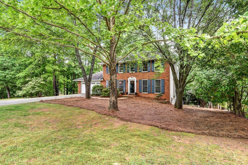 Roswell, GA 30076,9855 Lake Forest WAY