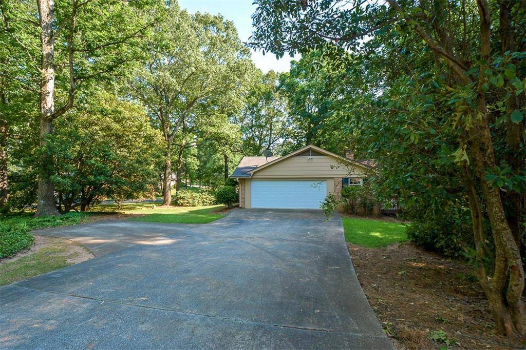 Dunwoody, GA 30338,4954 Summerford DR