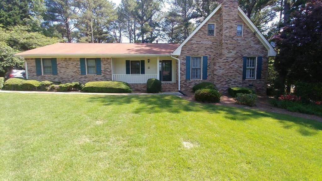 Grayson, GA 30017,2532 WHISPERING PINES DR