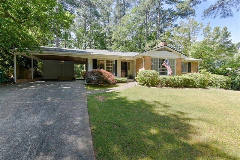 Atlanta, GA 30328,670 Carriage DR