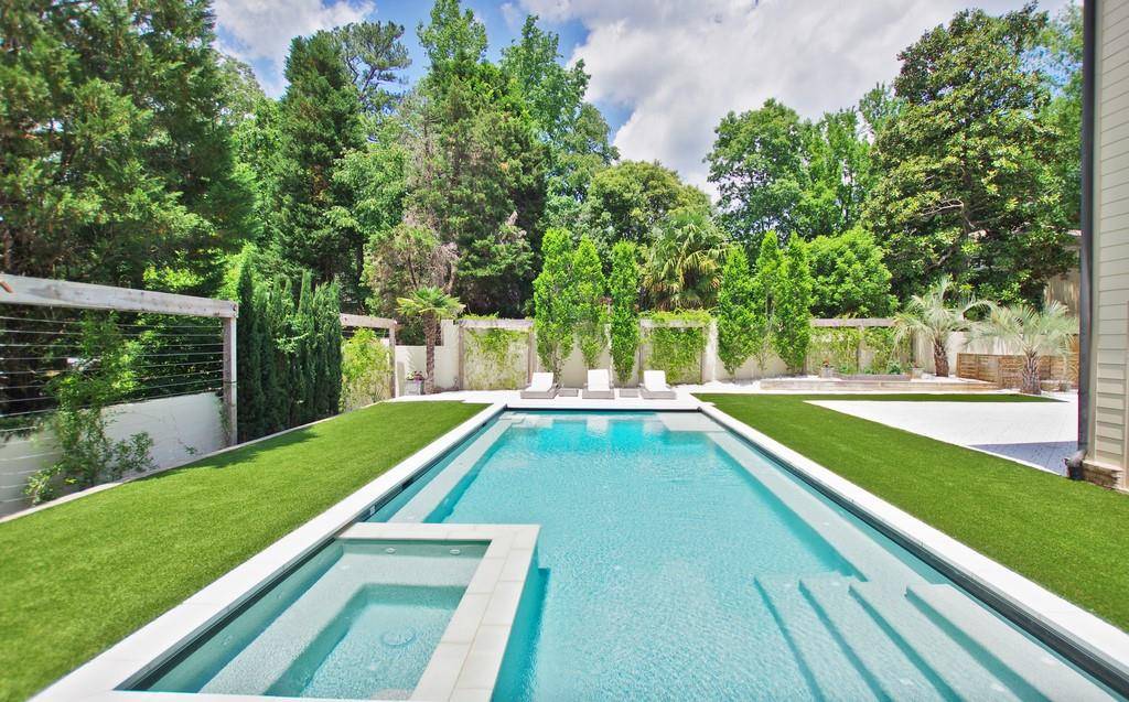 Atlanta, GA 30324,722 E Morningside DR NE