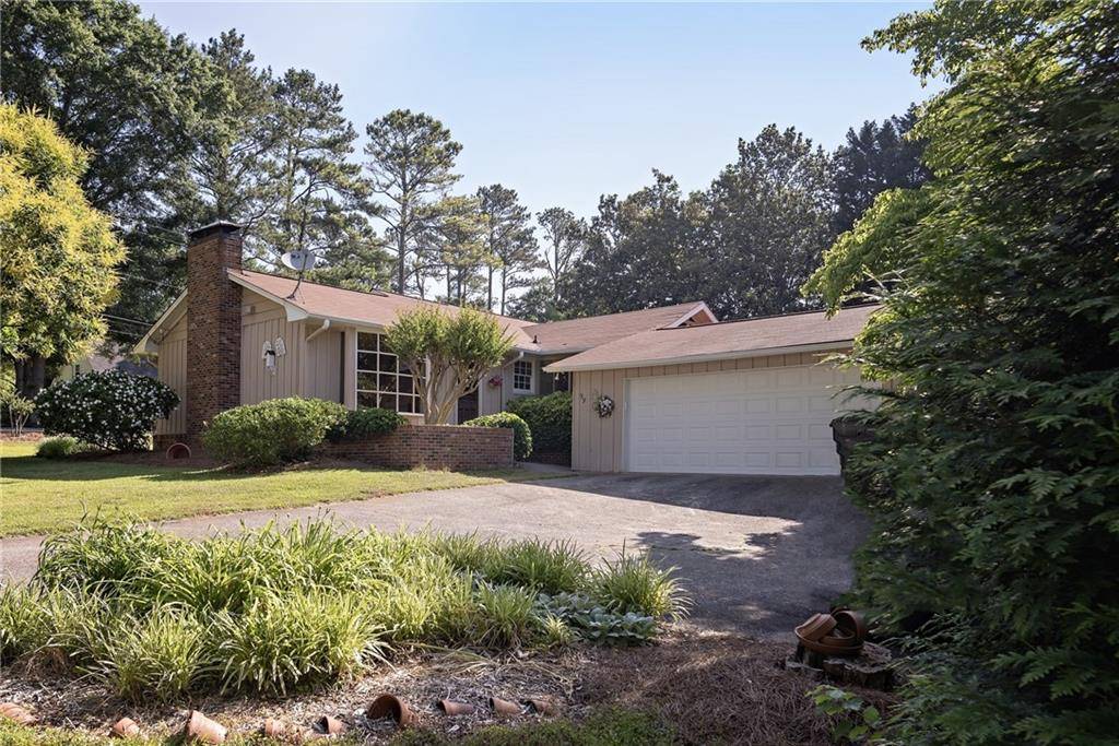 Woodstock, GA 30188,99 Parks CIR