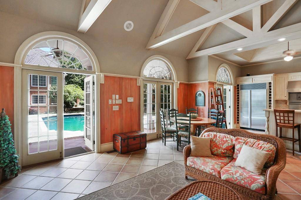 Johns Creek, GA 30022,4075 Merriweather Woods