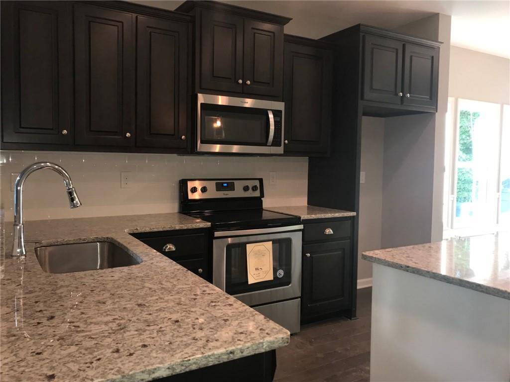 Carrollton, GA 30117,324 Wooded Glen LN