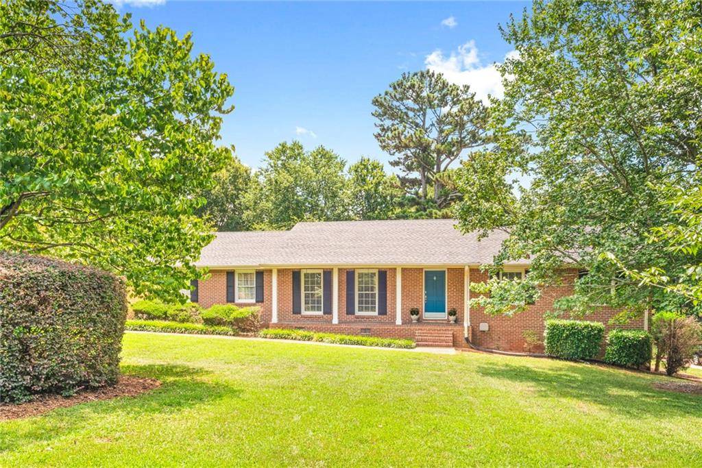 Peachtree Corners, GA 30092,5184 N Hampton RDG