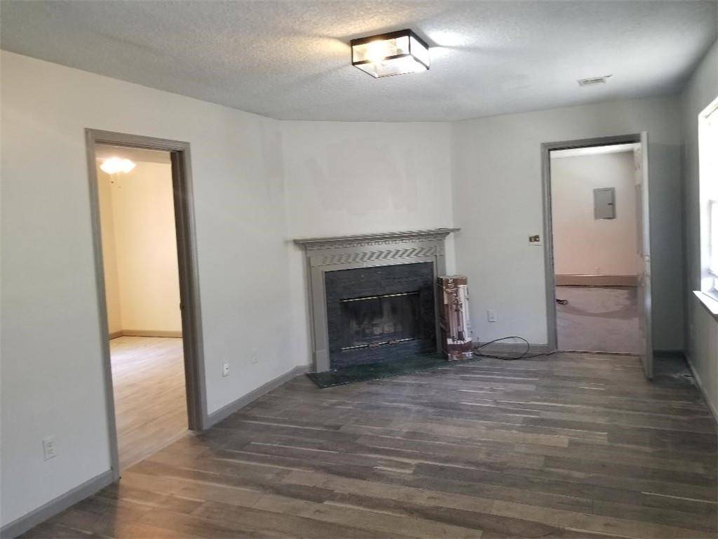 Atlanta, GA 30349,2225 Pleasant Hill RD