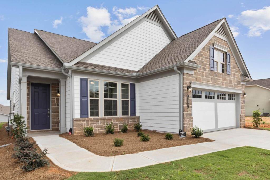 Peachtree City, GA 30269,313 Chestnut Oak DR