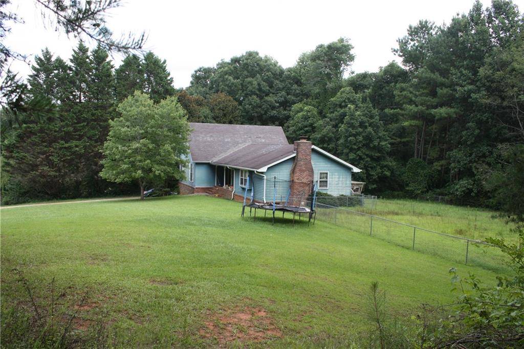 Toccoa, GA 30577,881 Fernside DR