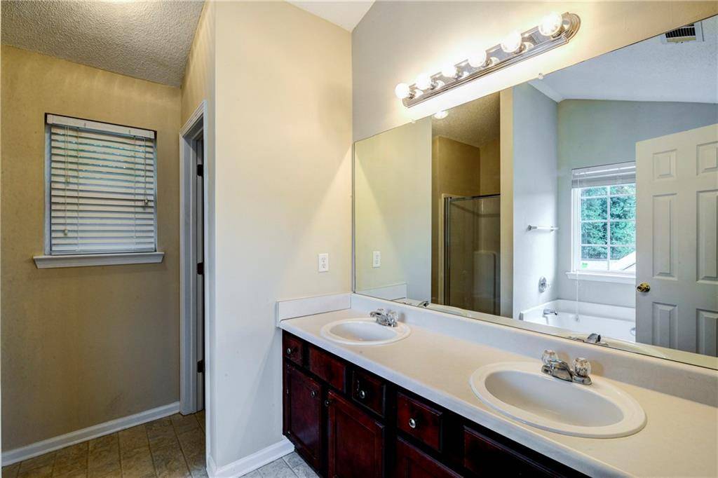 Atlanta, GA 30349,4910 Buckeye PL