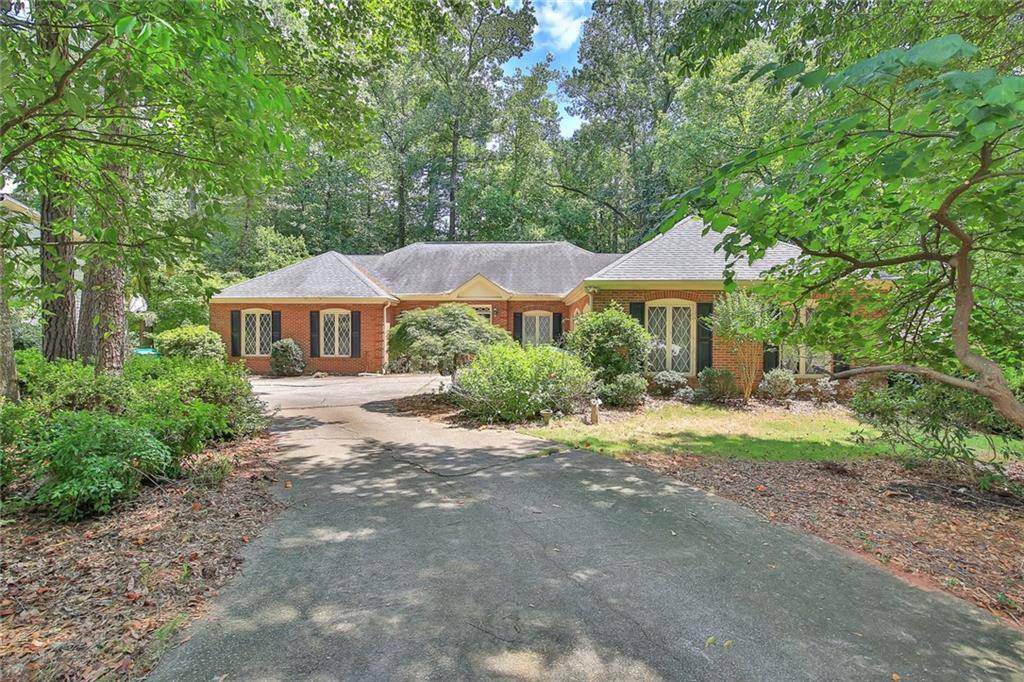 Peachtree Corners, GA 30092,4545 Graywood TRCE