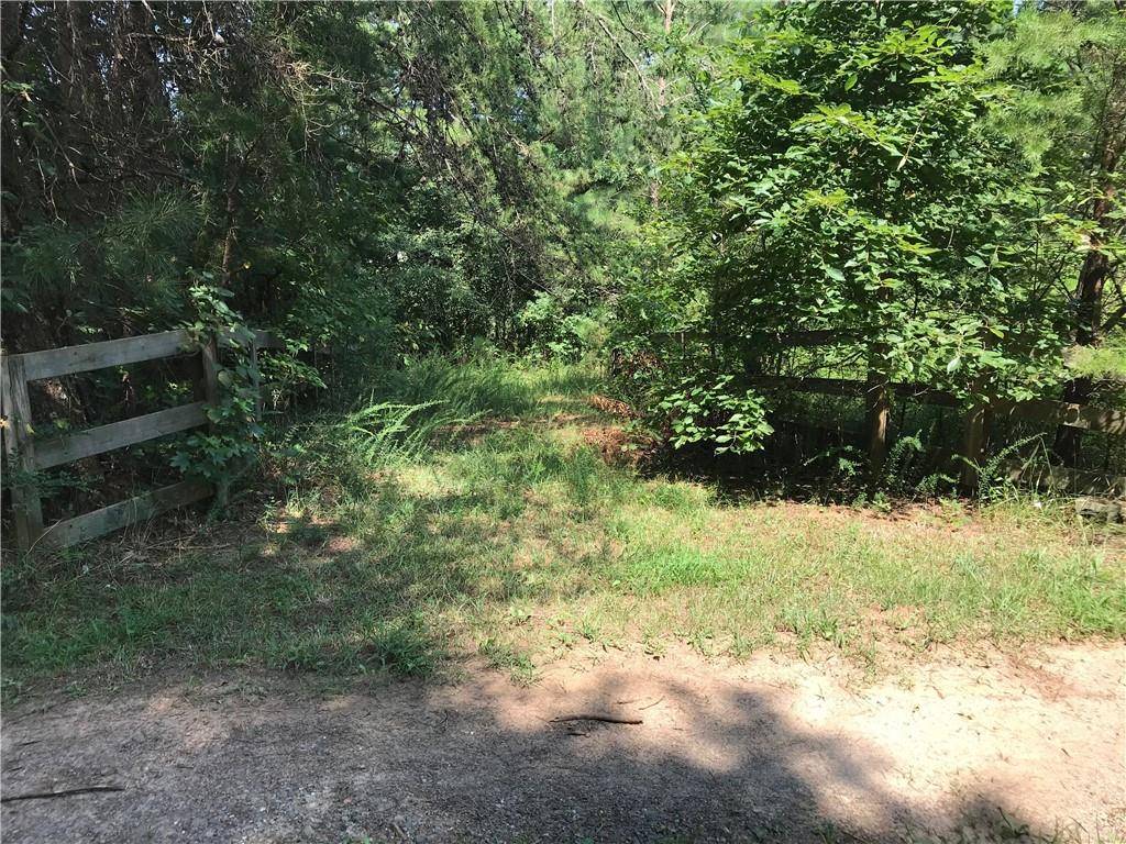 Fairmount, GA 30139,11698 Henderson Mountain RD