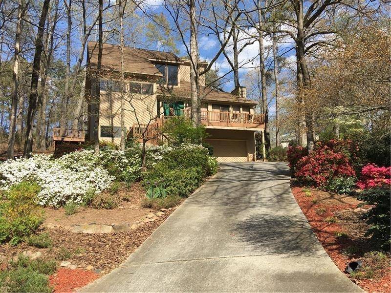 Alpharetta, GA 30022,8605 S Mount DR