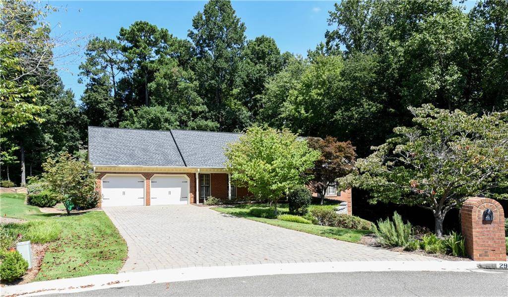 Dunwoody, GA 30360,2922 Four Oaks DR