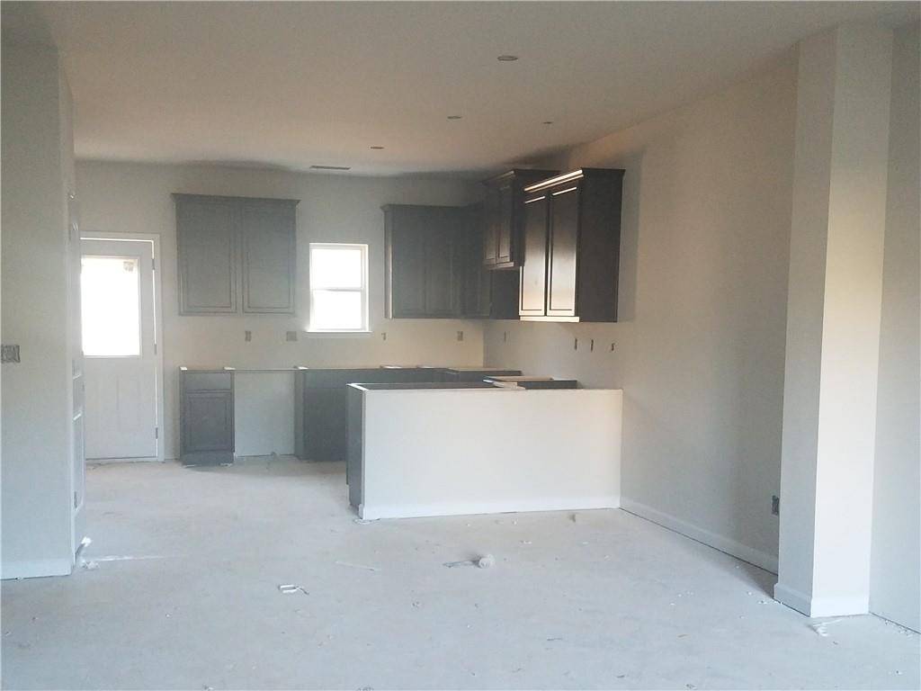 Mcdonough, GA 30252,104 Forrest Ridge DR