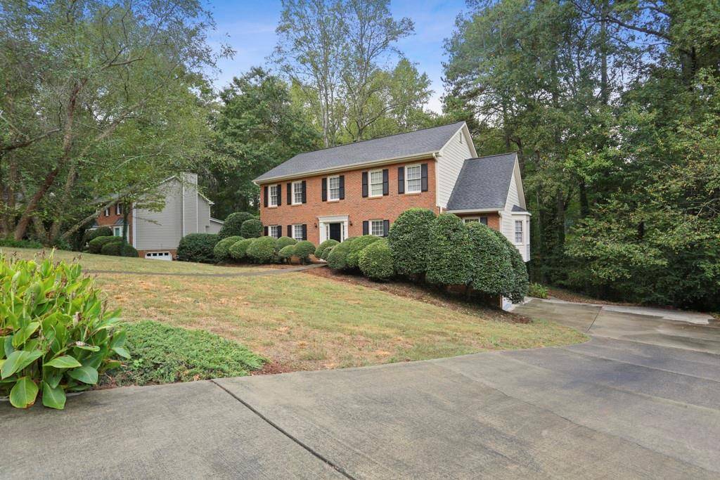 Roswell, GA 30076,635 Wood Valley TRCE