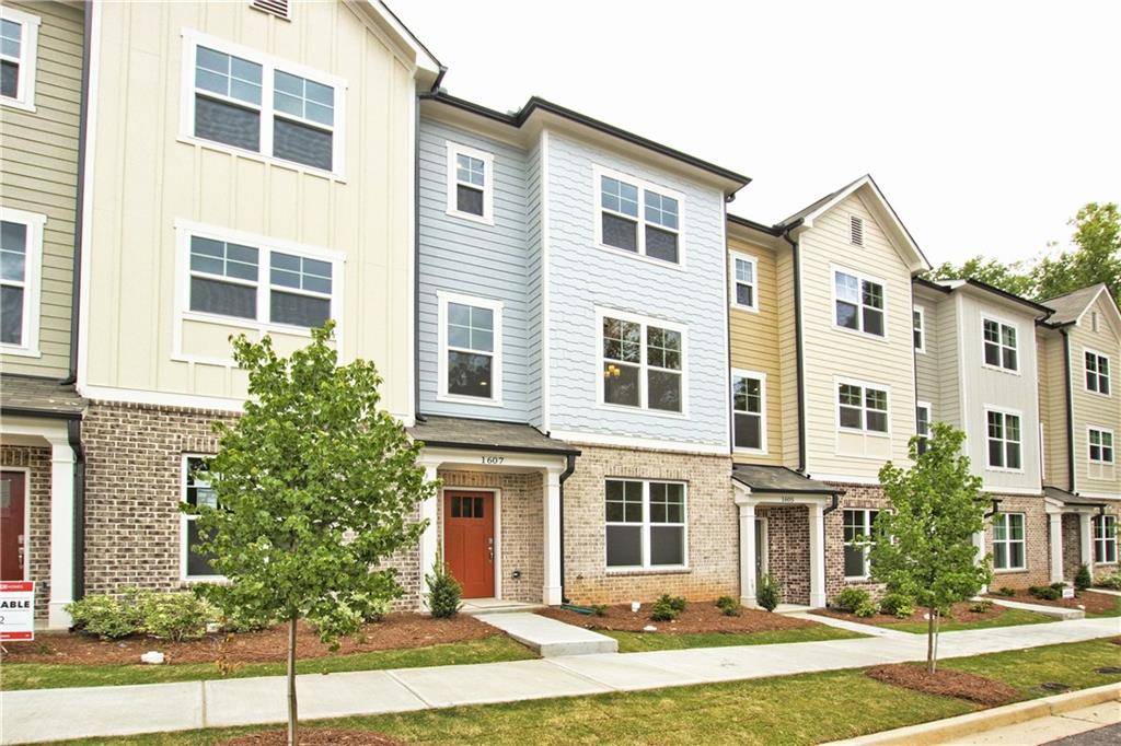 Decatur, GA 30032,1607 Falcon Crest WAY #53