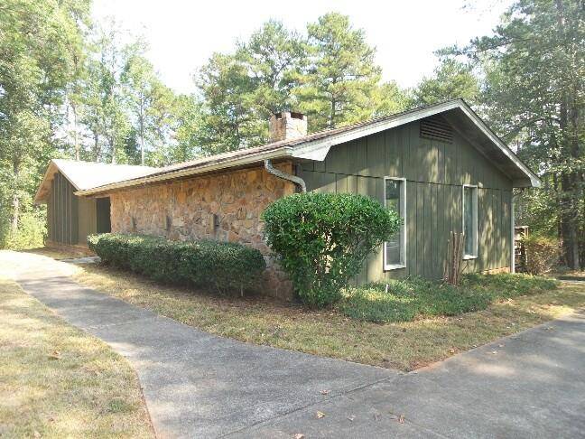 Atlanta, GA 30349,4520 THOMPSON RD