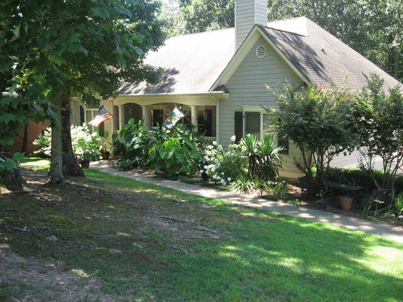 Waleska, GA 30183,845 Darby RD