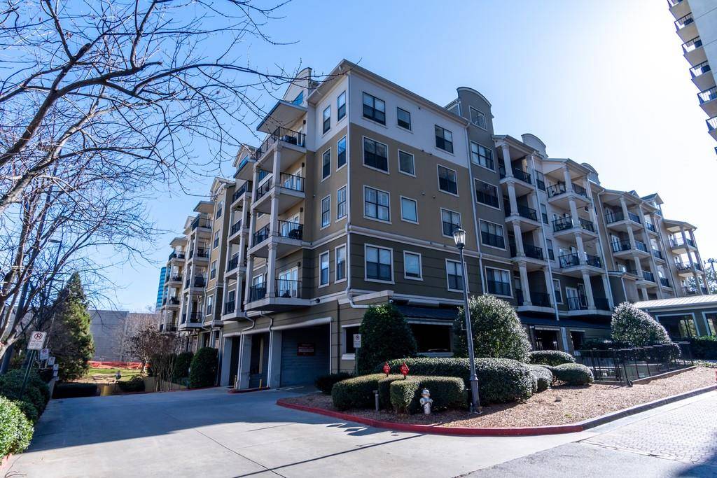 Atlanta, GA 30328,799 HAMMOND DR NE #323