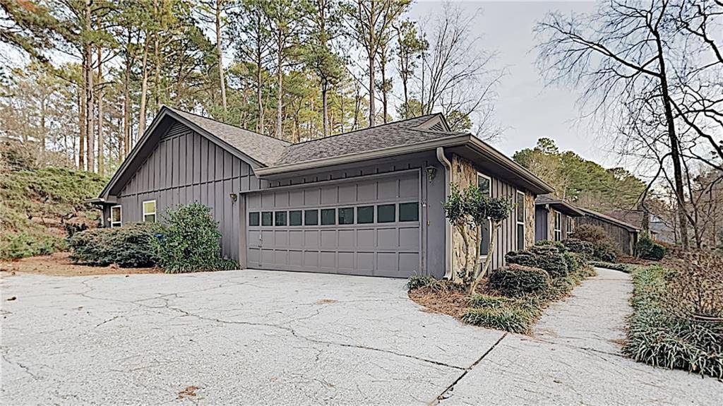 Lilburn, GA 30047,3835 Hunting Ridge DR SW