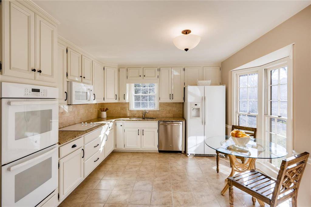 Roswell, GA 30075,440 Knoll Woods TER