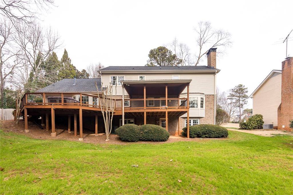 Dunwoody, GA 30338,1101 Wynterhall LN