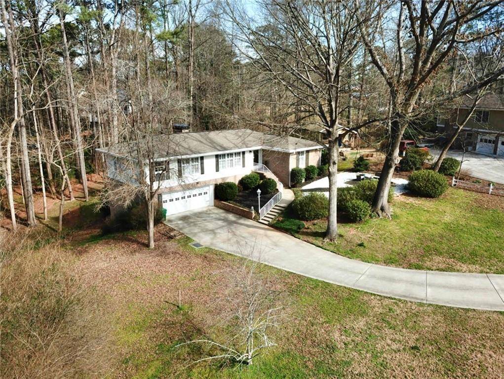 Dunwoody, GA 30360,2488 Fontainebleau DR