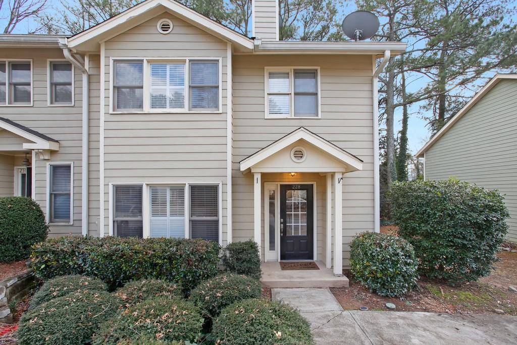 Sandy Springs, GA 30328,228 Peachtree Hollow CT