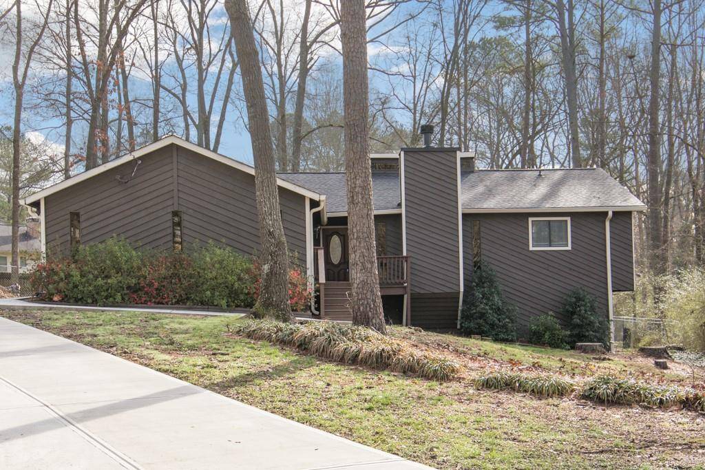 Lilburn, GA 30047,4046 White Oak CIR SW