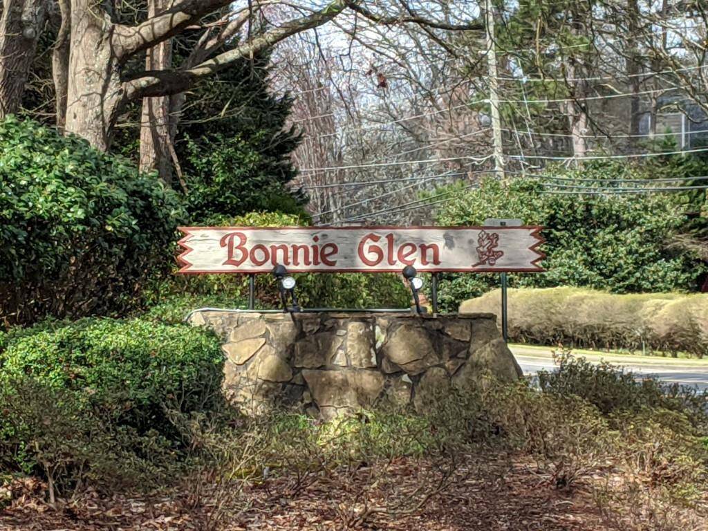 Marietta, GA 30067,828 Bonnie Glen DR