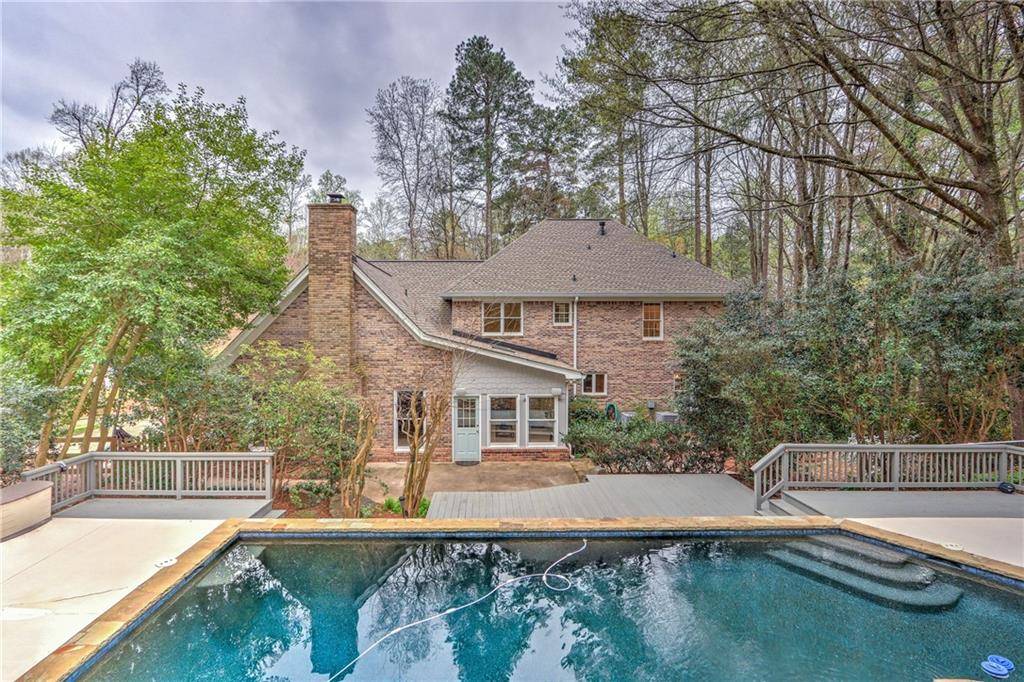 Roswell, GA 30075,330 Autumn Wood LN