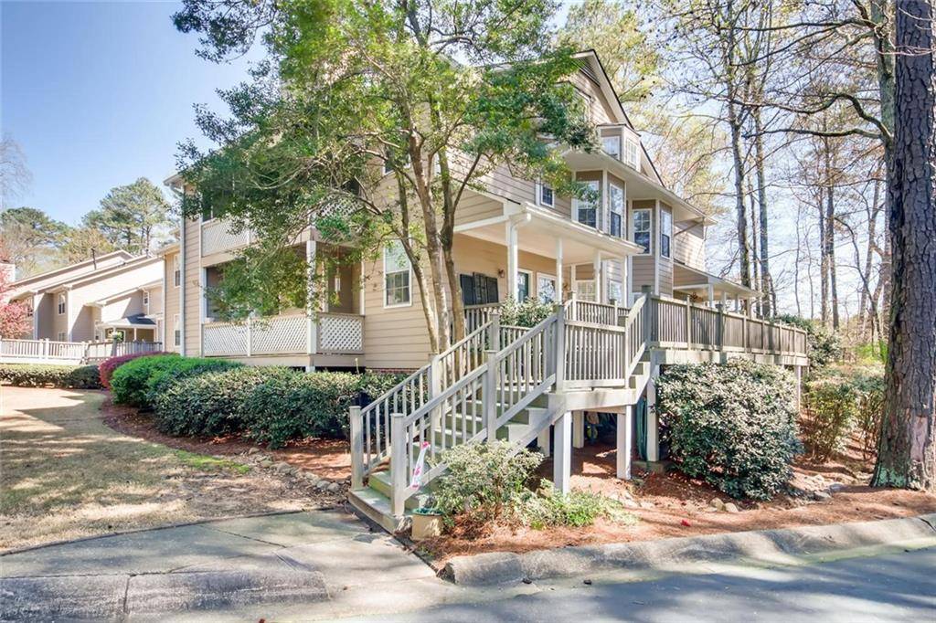 Dunwoody, GA 30338,4443 Pineridge CIR