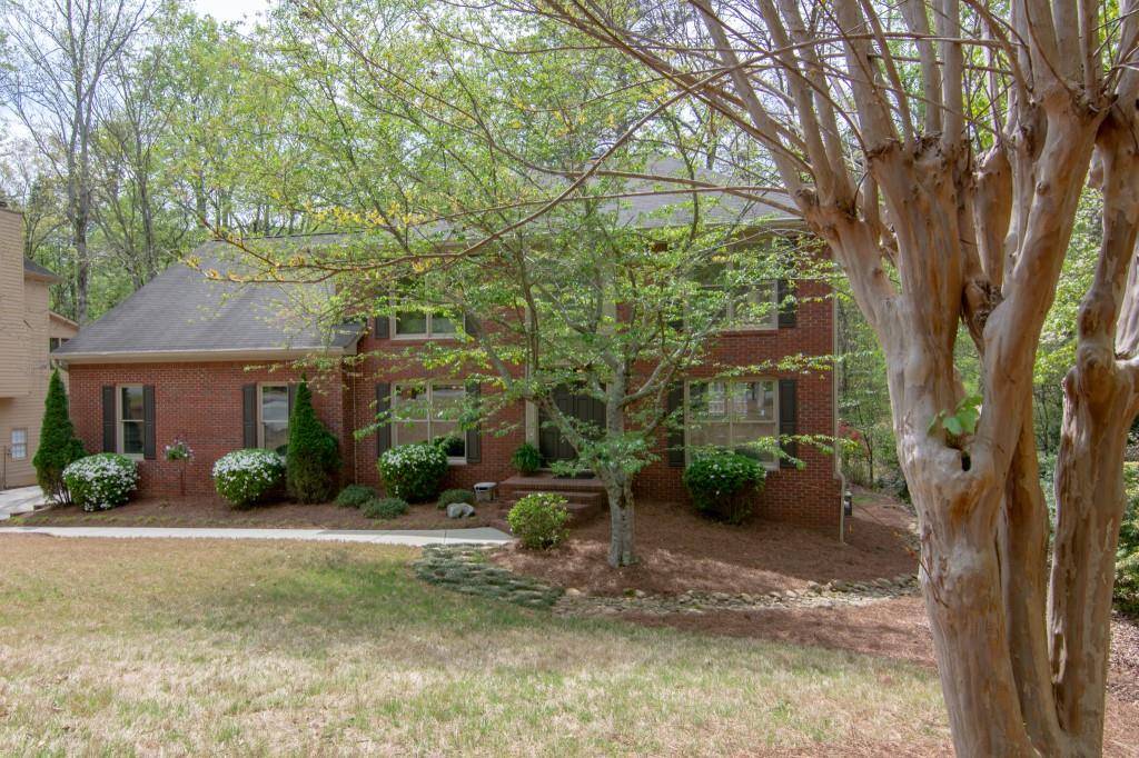 Peachtree Corners, GA 30092,4516 Graywood TRCE