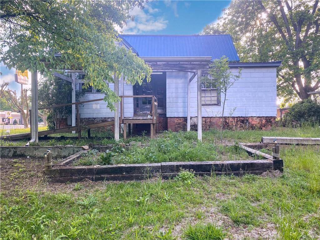 Milledgeville, GA 31061,550 S Wayne ST