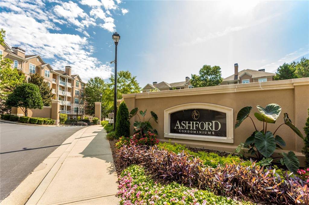 Dunwoody, GA 30338,222 Ashford CIR #222