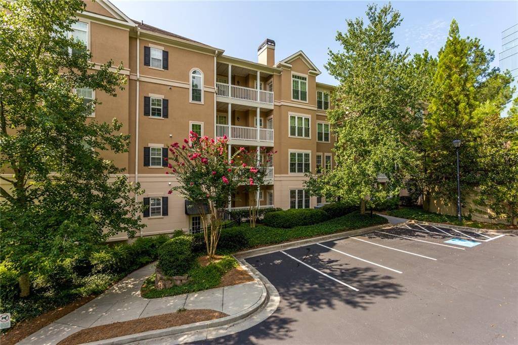 Dunwoody, GA 30338,222 Ashford CIR #222