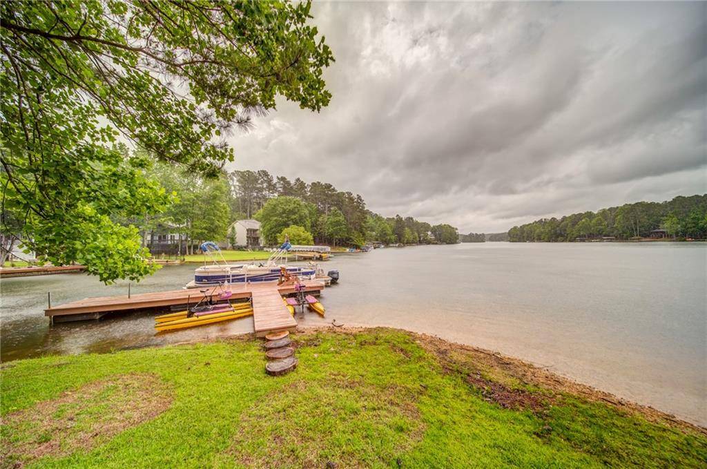 Waleska, GA 30183,248 Lakeside DR