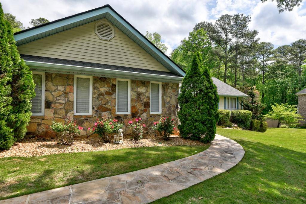 Roswell, GA 30075,280 Autumn Wood LN