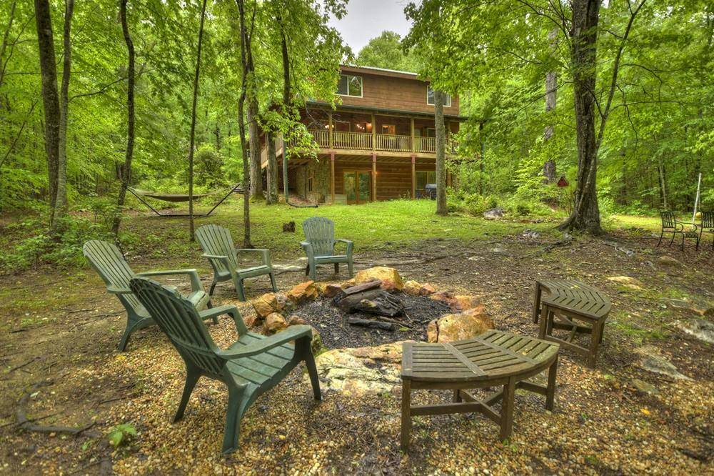 Blue Ridge, GA 30513,125 Oak LN