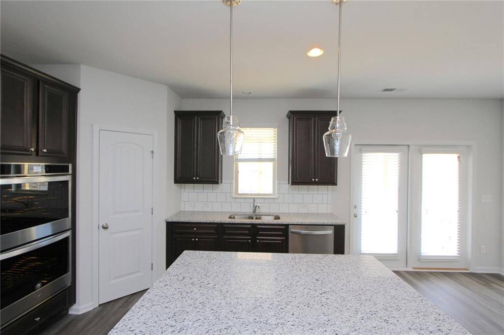 Braselton, GA 30517,380 Broadmoor Drive (82)