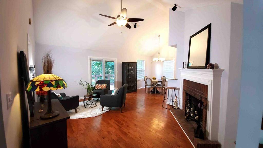 Peachtree City, GA 30269,732 S Fairfield DR