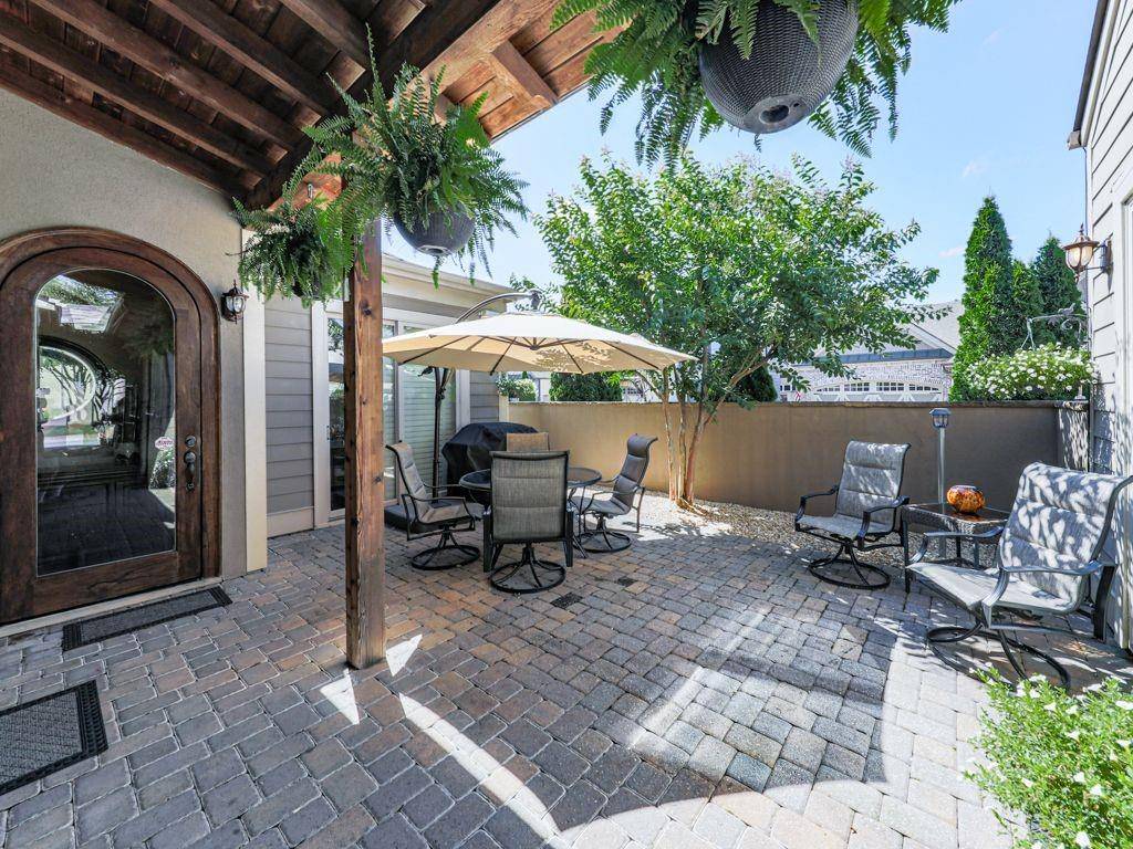 Woodstock, GA 30189,300 Rusty Gate PASS